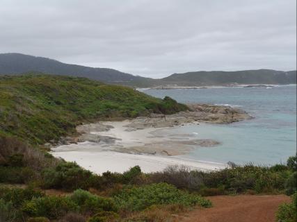 Down to the sandy beach sand - 18Kb