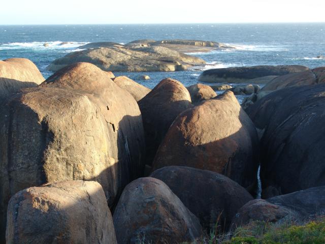 Elephant Rocks II - 48Kb