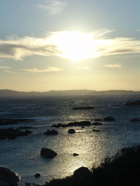 Sinking sun - 36Kb